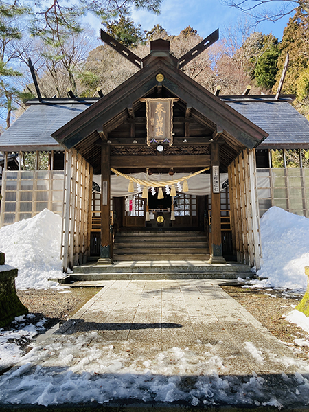 「春日山神社」起業は自分の生活を自由に組み立てることかも