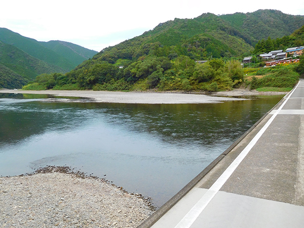【新婚旅行】高知・四万十川沈下橋|中国・九州・四国6日間の旅