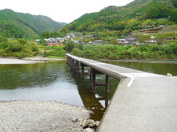 【新婚旅行】高知・四万十川沈下橋|中国・九州・四国6日間の旅