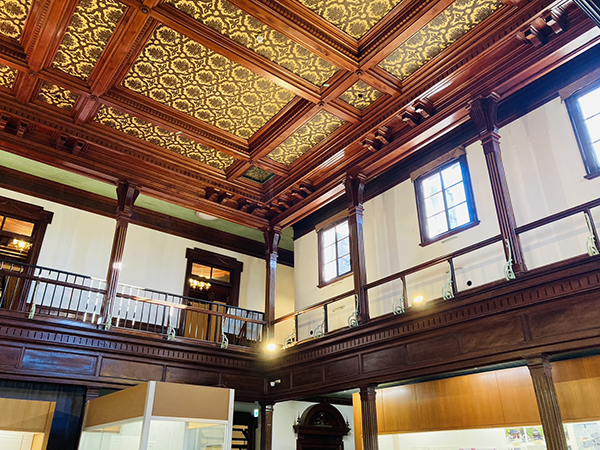 旧中越銀行（砺波郷土資料館）｜「書家も歩けば書に出合う」｜書道家藤井碧峰