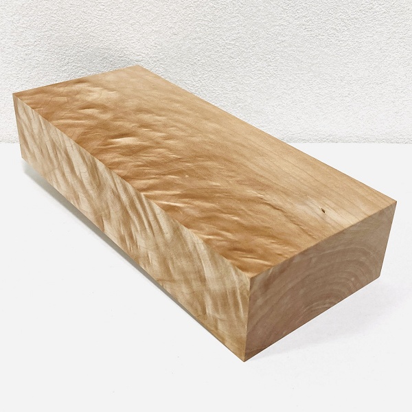 書道家の手書きオーダーメイド表札【楓(カエデ)縮杢】|天然銘木表札|書道家藤井碧峰